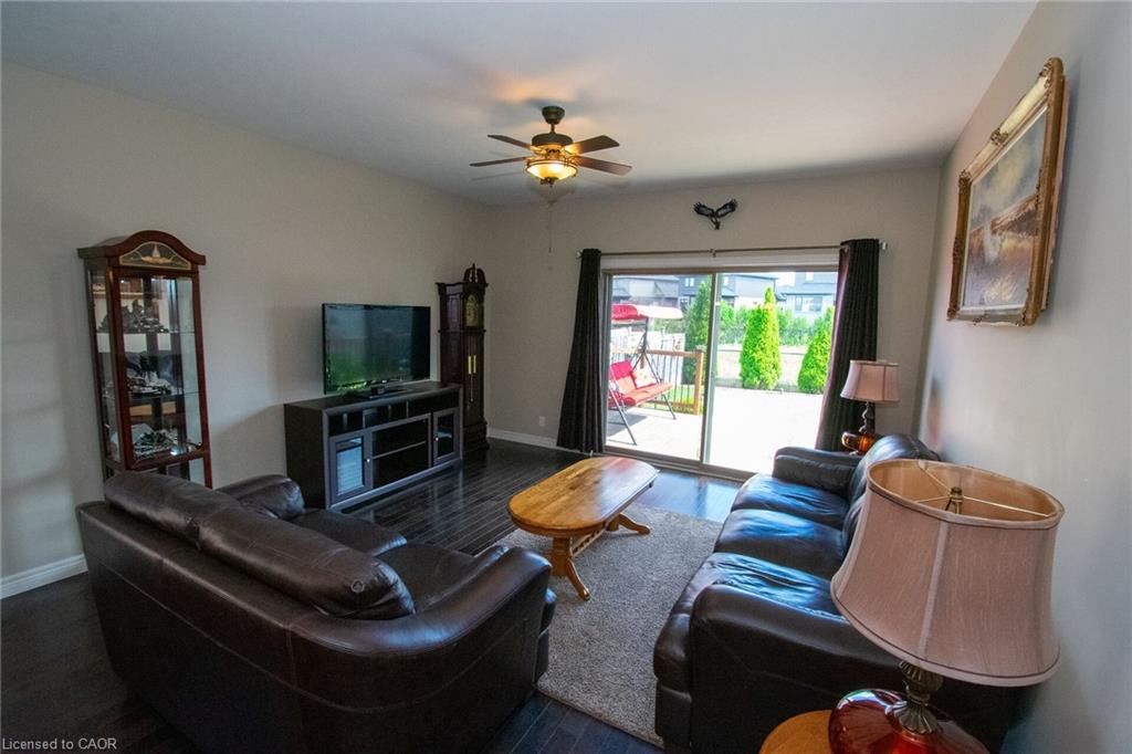 14 Lafayette Street E Property Photo 16
