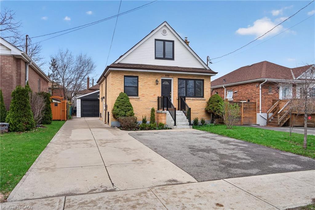 698 Upper Sherman Avenue Property Photo 1