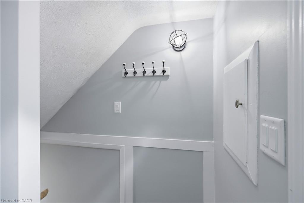 698 Upper Sherman Avenue Property Photo 5