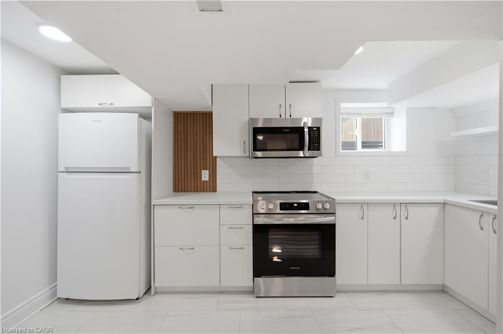 698 Upper Sherman Avenue Property Photo 11