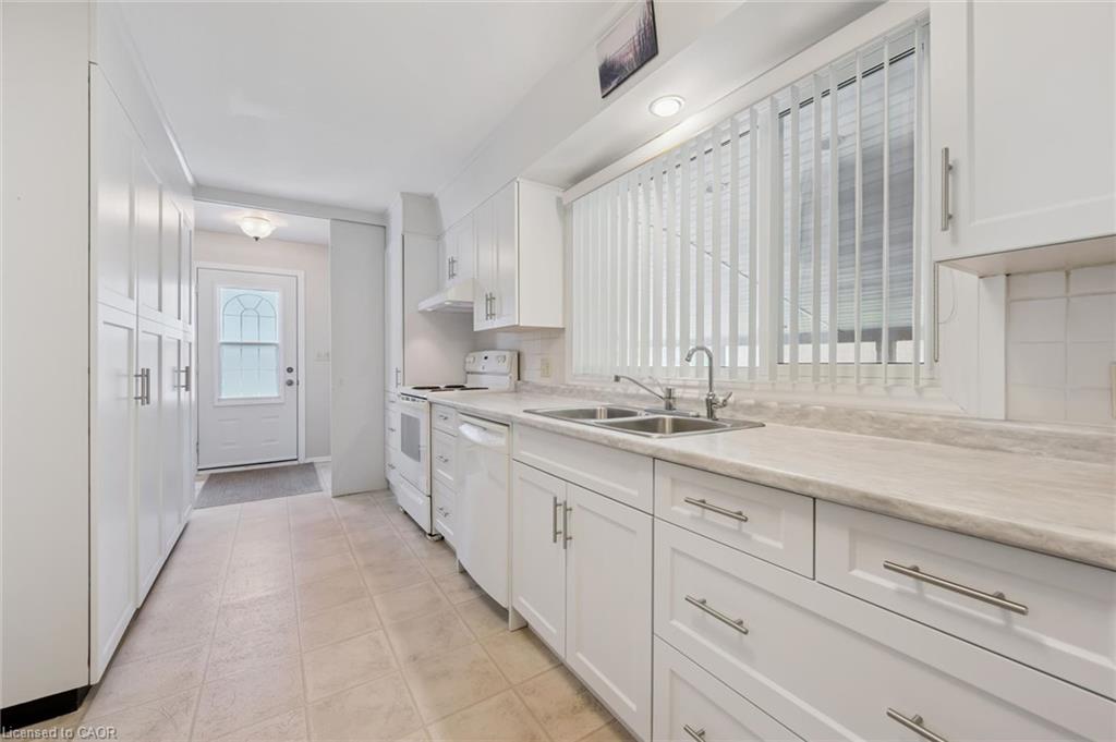 14 Ruskview Road Property Photo 17