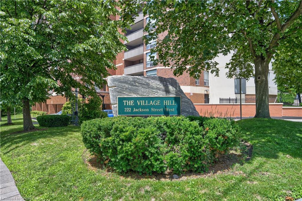 1405-222 Jackson Street W Property Photo 1