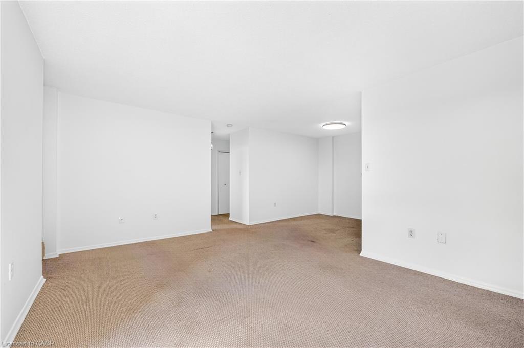1405-222 Jackson Street W Property Photo 14