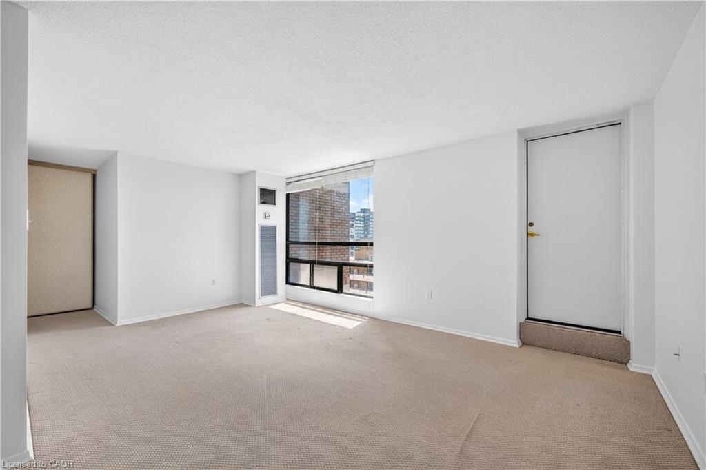 1405-222 Jackson Street W Property Photo 17
