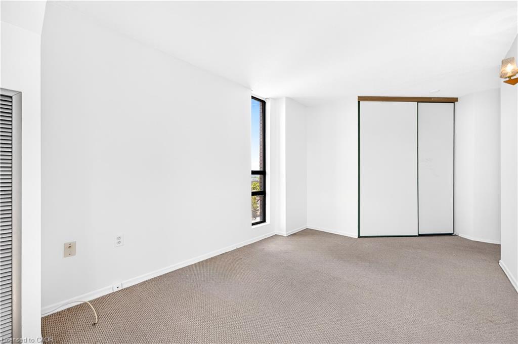 1405-222 Jackson Street W Property Photo 25