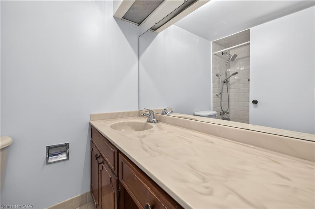 1405-222 Jackson Street W Property Photo 27