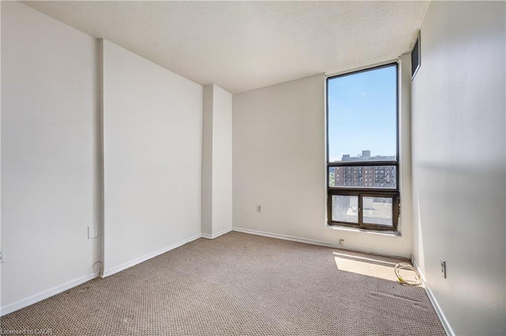 1405-222 Jackson Street W Property Photo 29