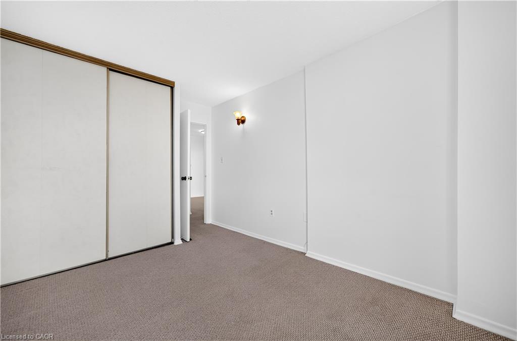 1405-222 Jackson Street W Property Photo 31