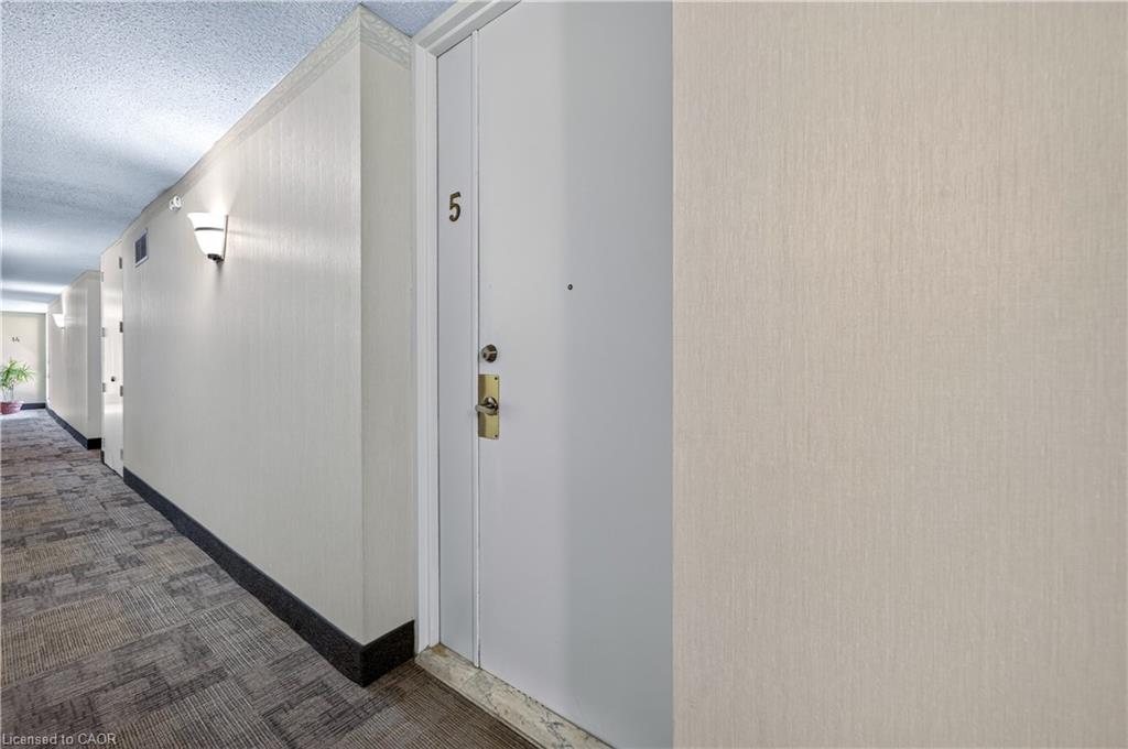 1405-222 Jackson Street W Property Photo 38