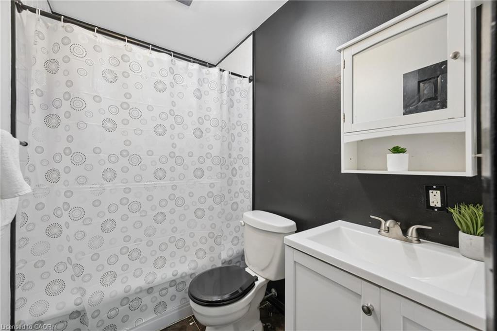 11-178 Grulke Street Property Photo 13