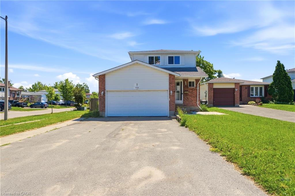 1 Mccuaig Court Property Photo 1