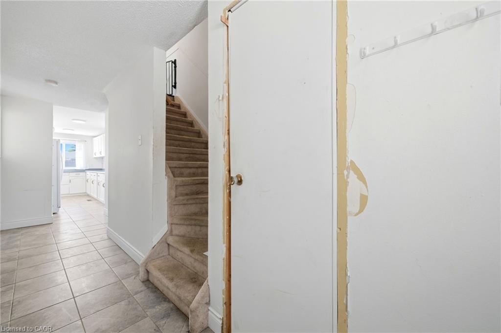 1 Mccuaig Court Property Photo 7