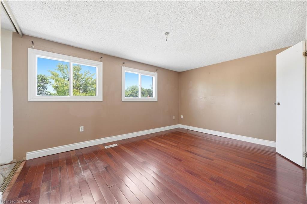 1 Mccuaig Court Property Photo 18