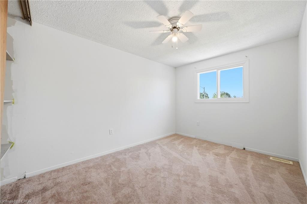 1 Mccuaig Court Property Photo 22