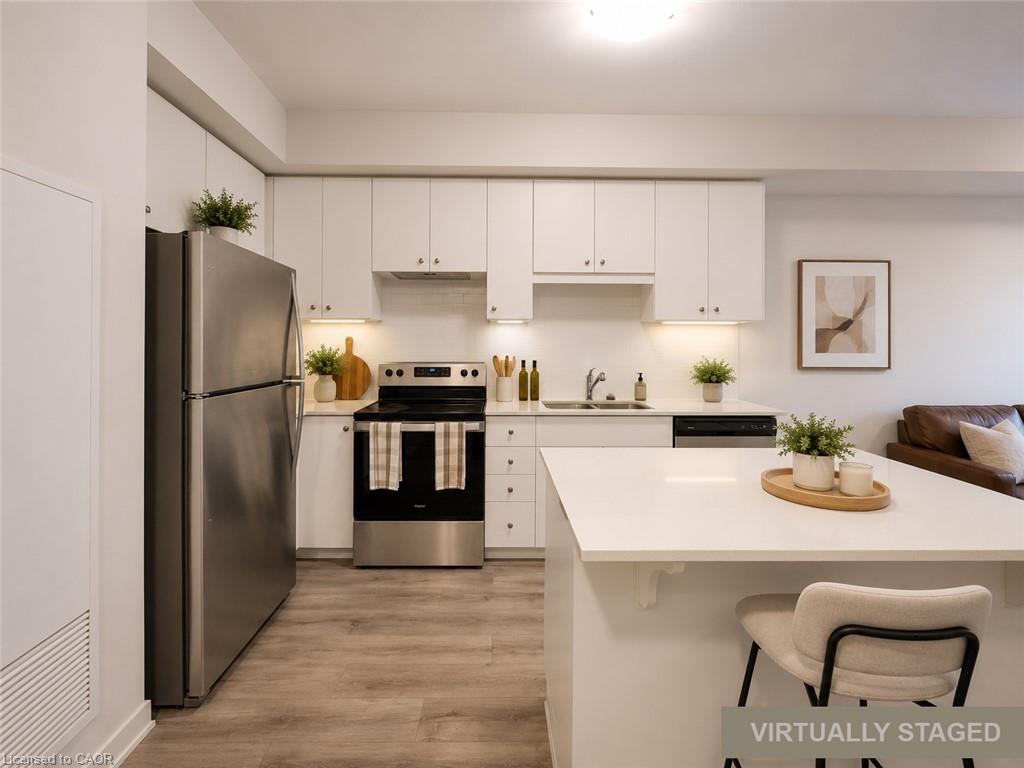 408-251 Northfield Drive E Property Photo 2