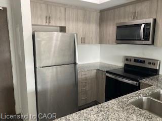 313-16 Markle Crescent Property Photo 10
