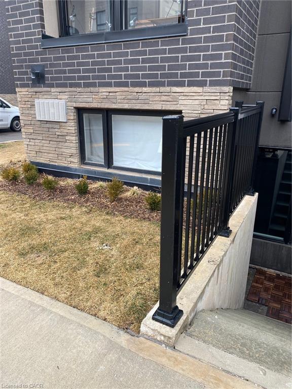 701-1131 Cooke Boulevard Property Photo 1