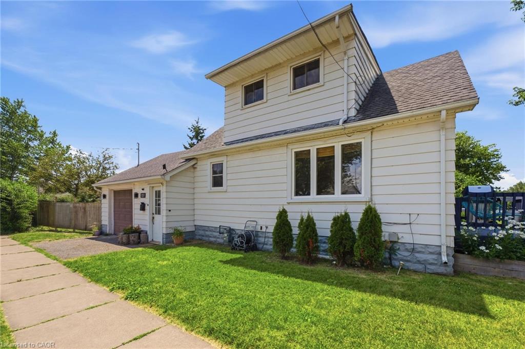 1217 Orchard Avenue Property Photo 3