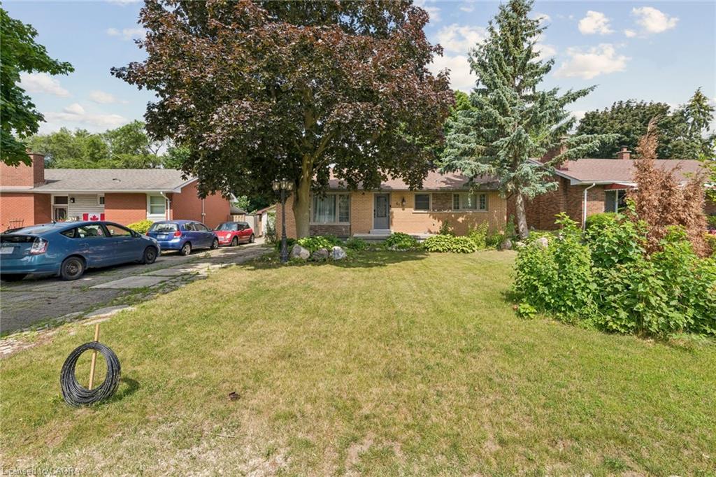 61 Godfrey Drive Property Photo 3