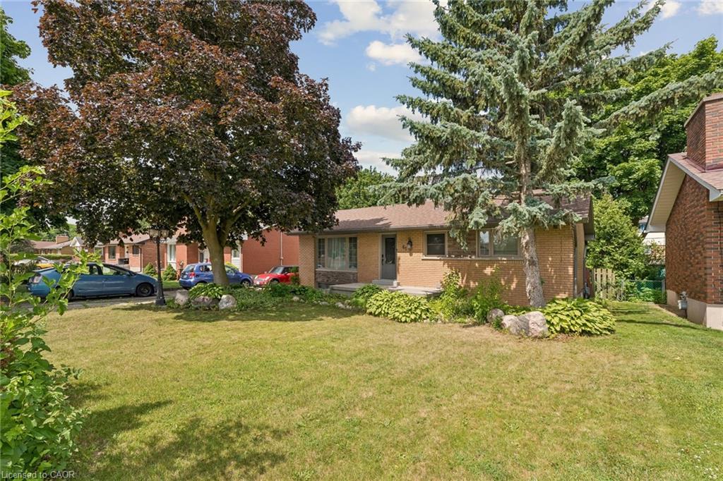 61 Godfrey Drive Property Photo 4