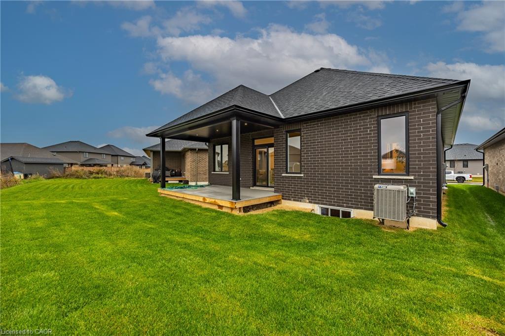 88 Craddock Boulevard Property Photo 29