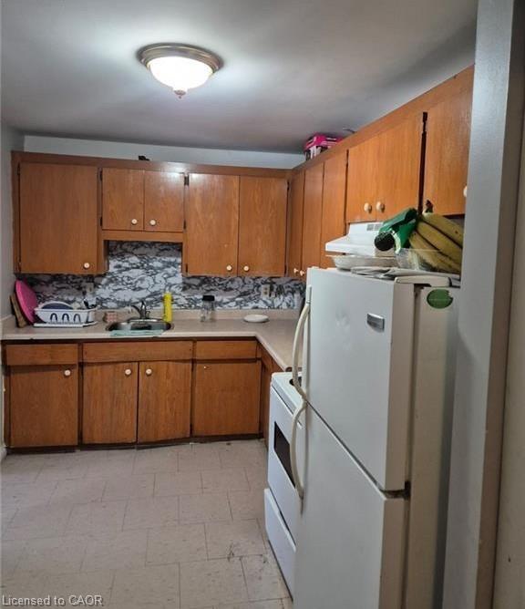 302-76 Brybeck Crescent Property Photo 3
