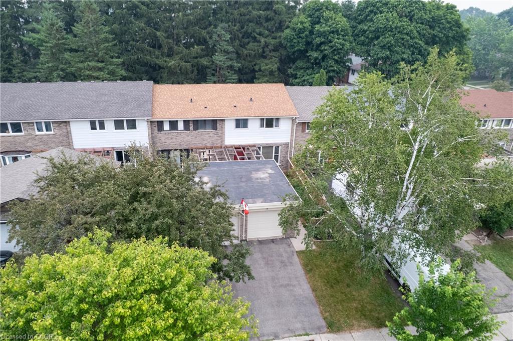 18 Ralgreen Crescent Property Photo 1