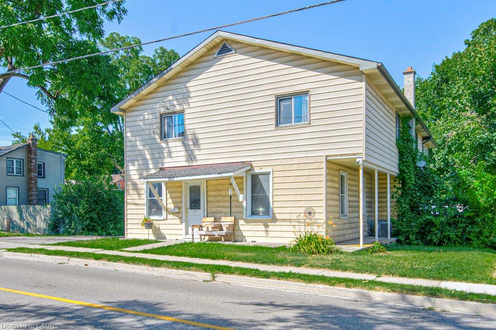 819 Duke Street Property Photo 3