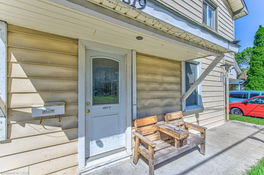 819 Duke Street Property Photo 4