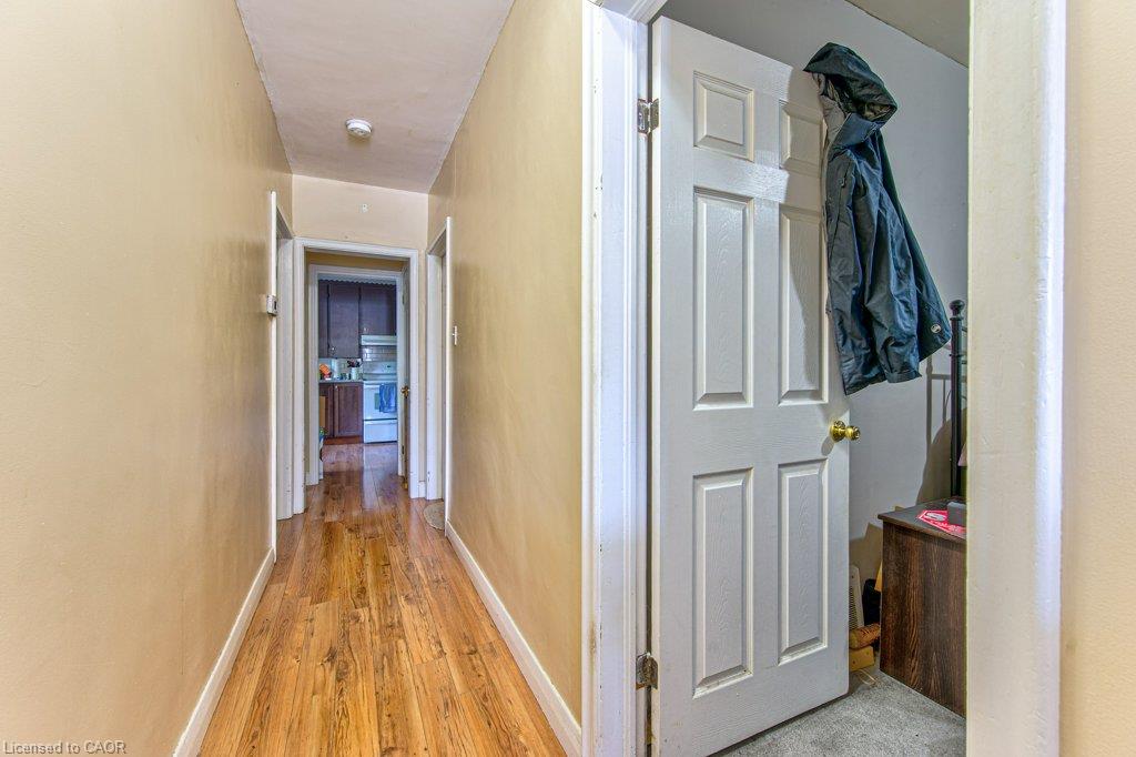 819 Duke Street Property Photo 6