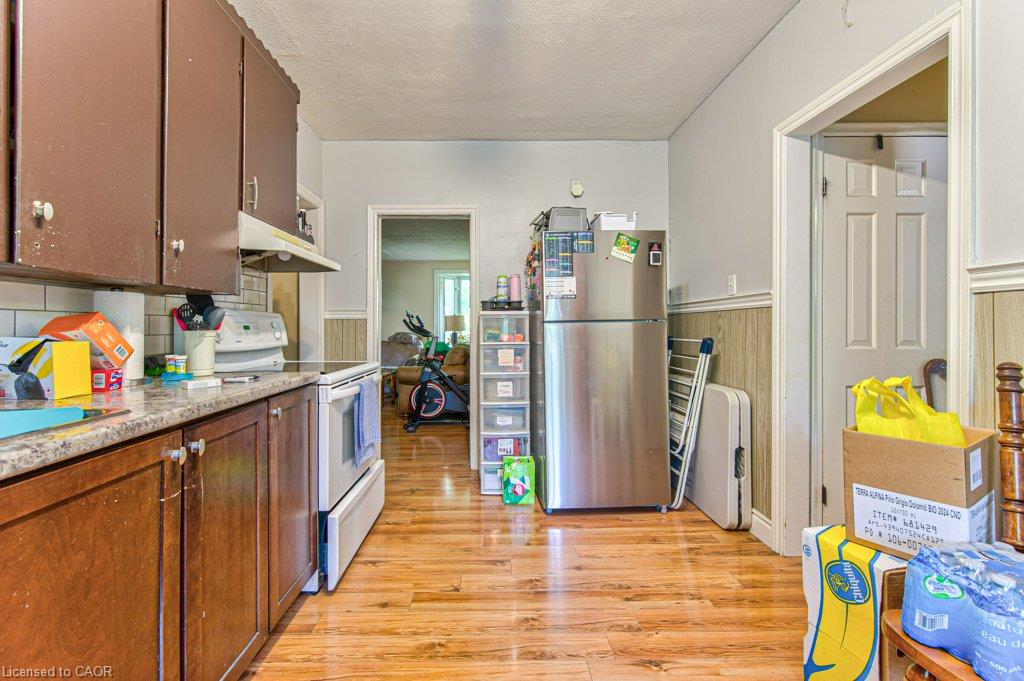 819 Duke Street Property Photo 13