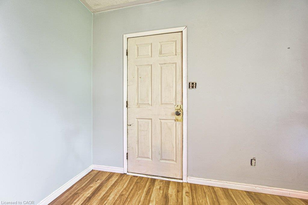 819 Duke Street Property Photo 22