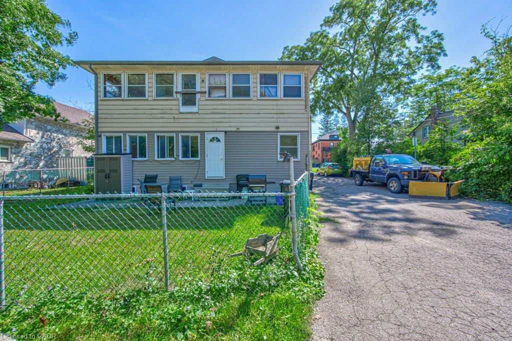 819 Duke Street Property Photo 42