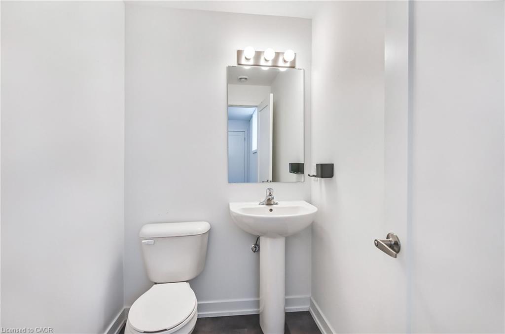 212-4263 Fourth Avenue Property Photo 7