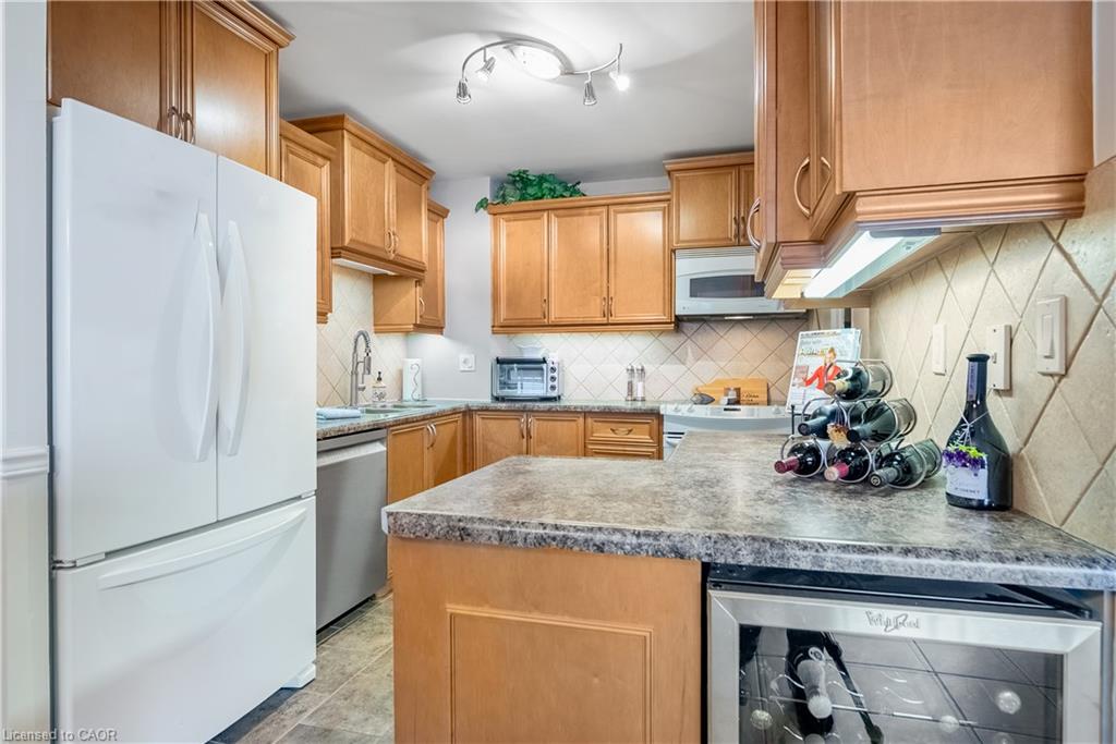 1406-500 Green Road Property Photo 12