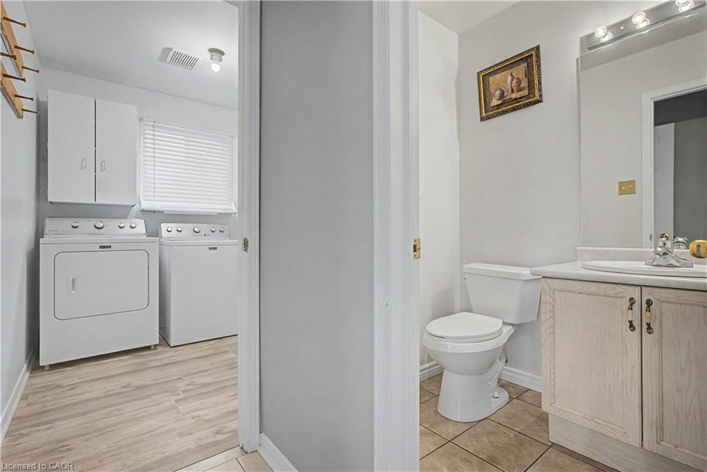 194 Glenvalley Drive Property Photo 12