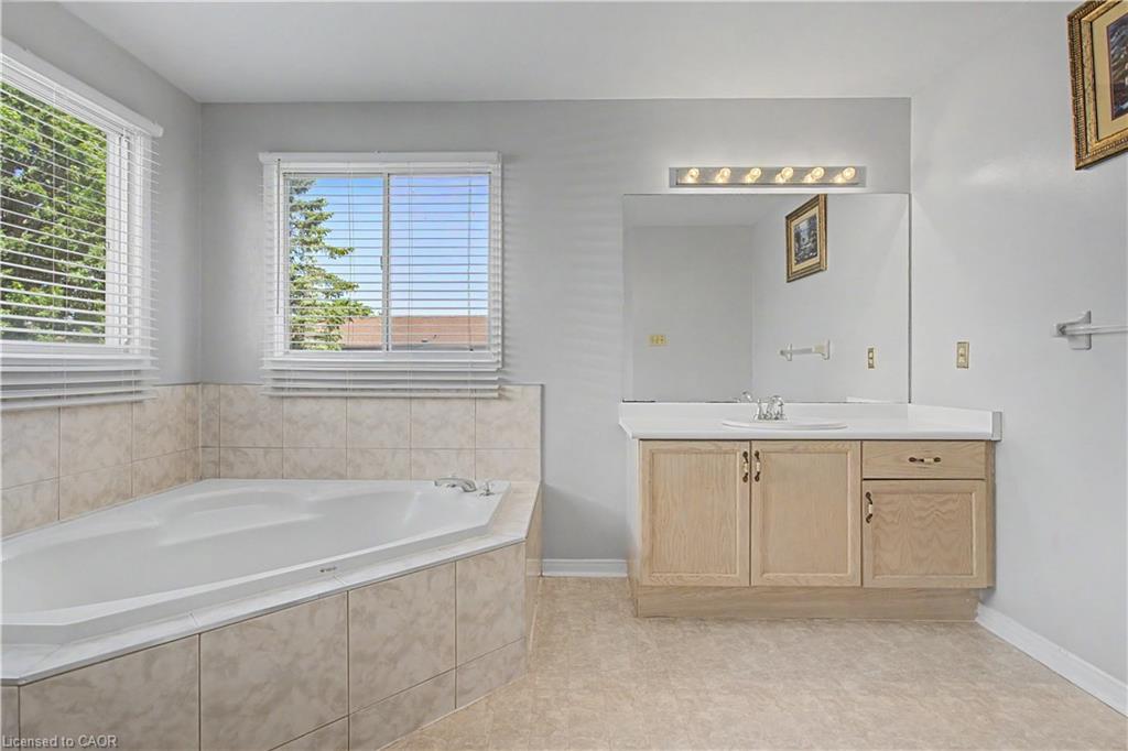 194 Glenvalley Drive Property Photo 32