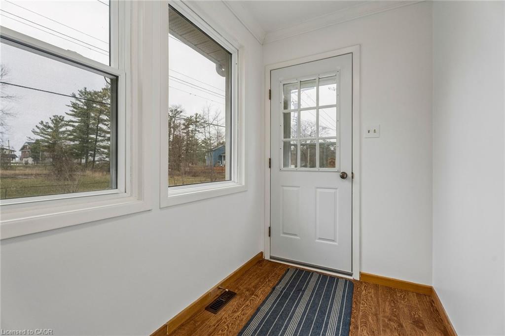 449 Mosley Street Property Photo 8