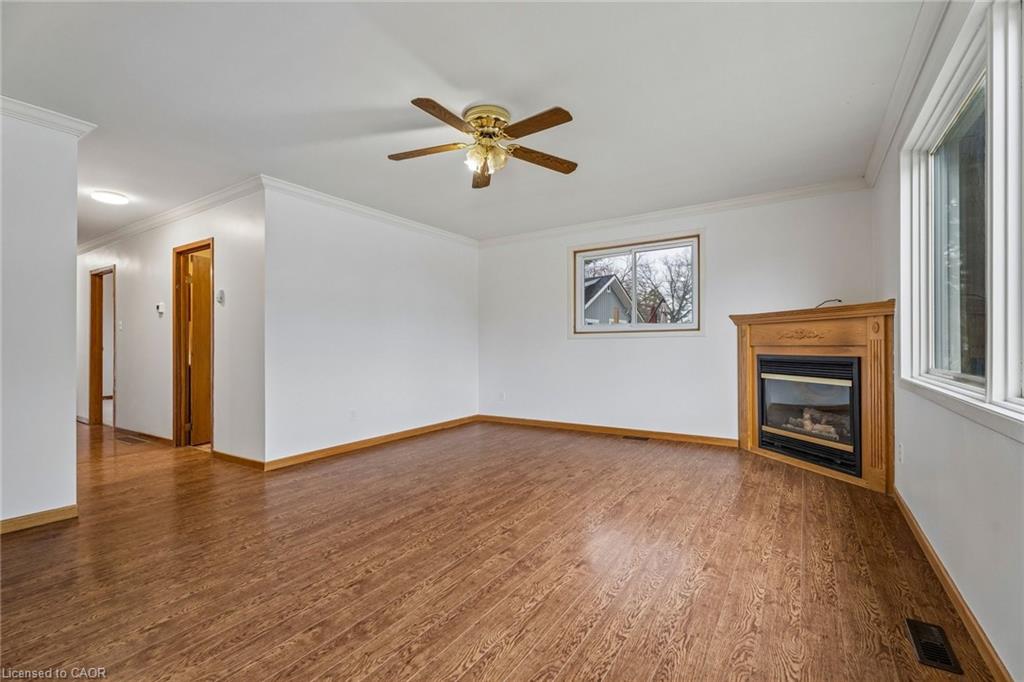 449 Mosley Street Property Photo 10