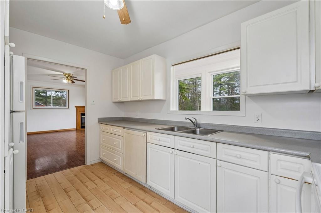 449 Mosley Street Property Photo 18