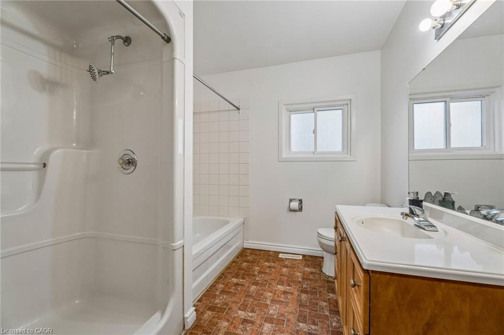 449 Mosley Street Property Photo 21