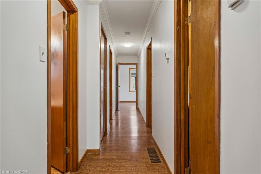 449 Mosley Street Property Photo 23