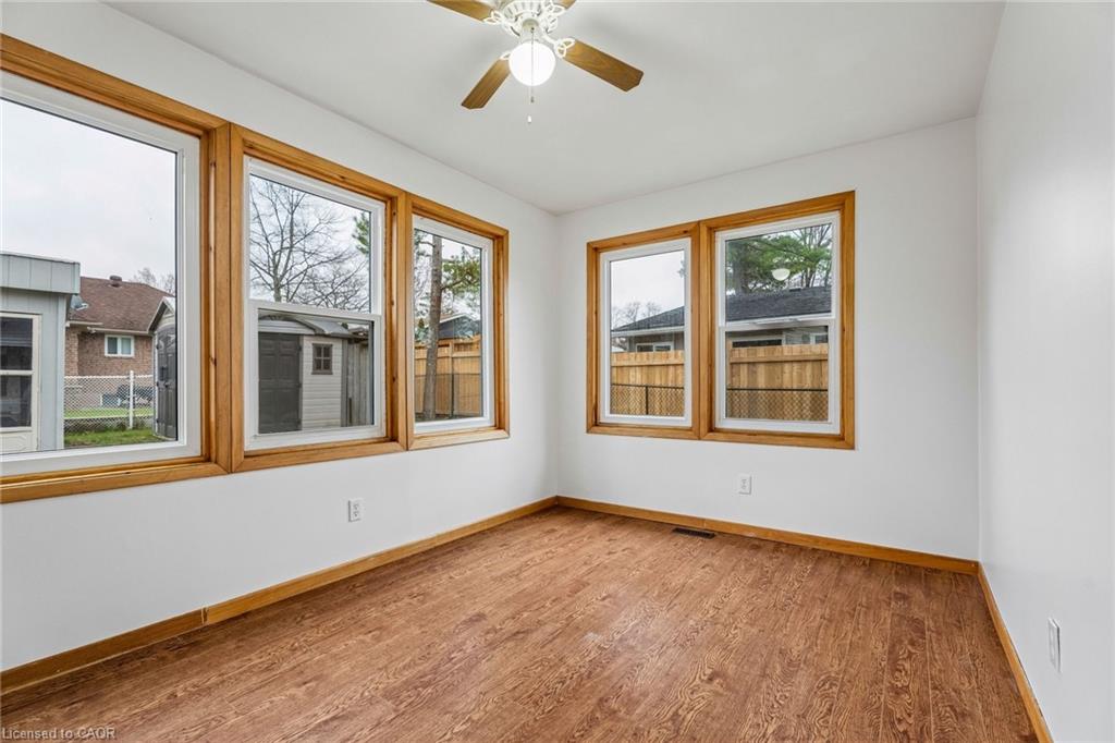 449 Mosley Street Property Photo 35