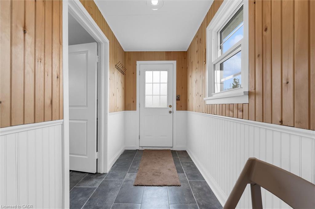 87 Mud Street E Property Photo 5