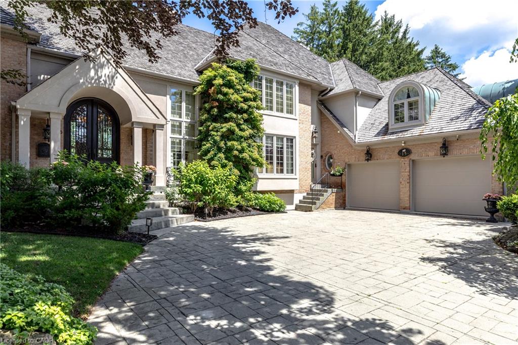 15 Peppertree Crescent Property Photo 2