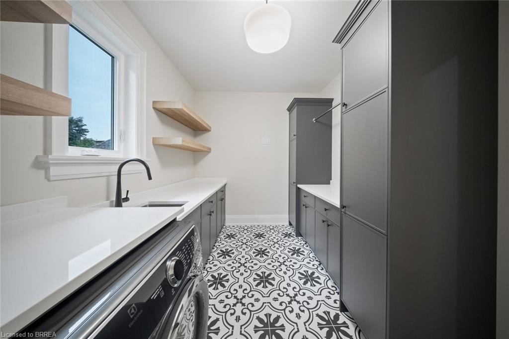 150 St Margarets Road Property Photo 29