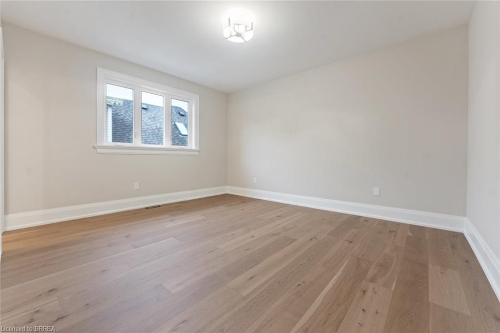150 St Margarets Road Property Photo 32