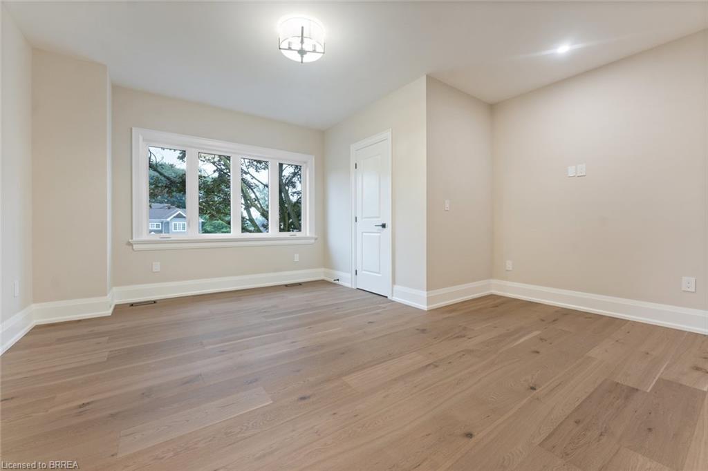 150 St Margarets Road Property Photo 34
