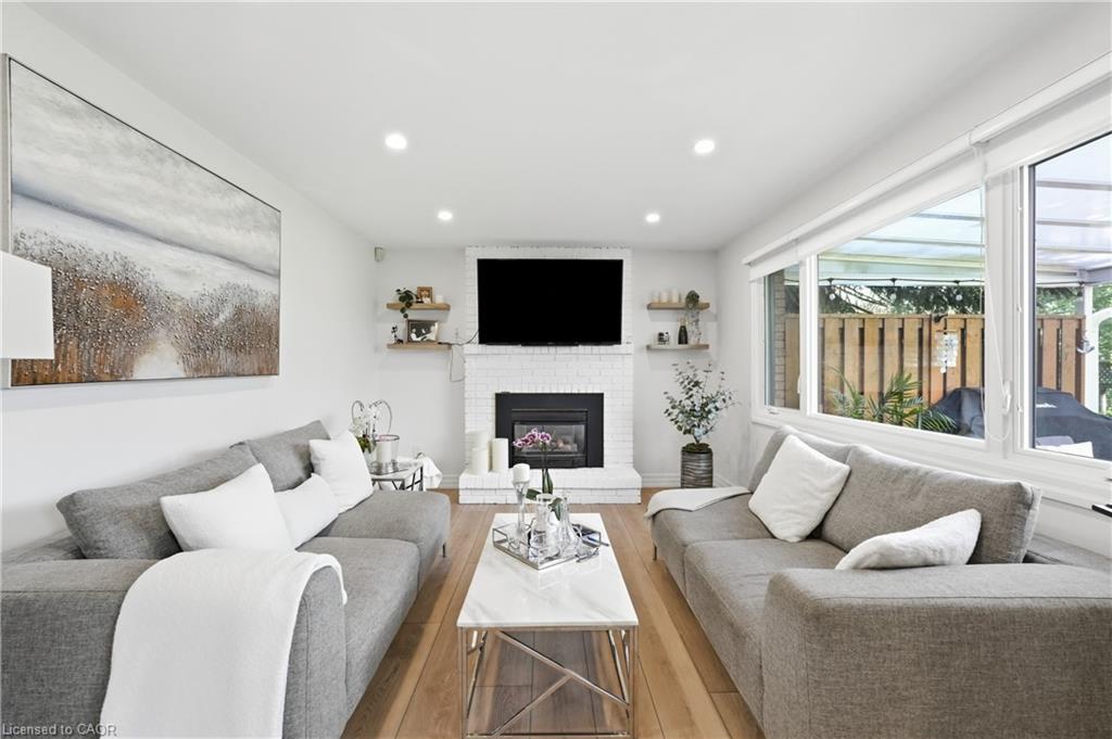 12 Cheval Drive Property Photo 15