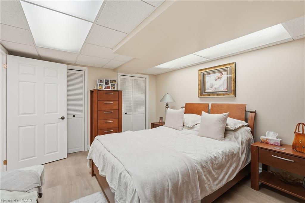 12 Cheval Drive Property Photo 35